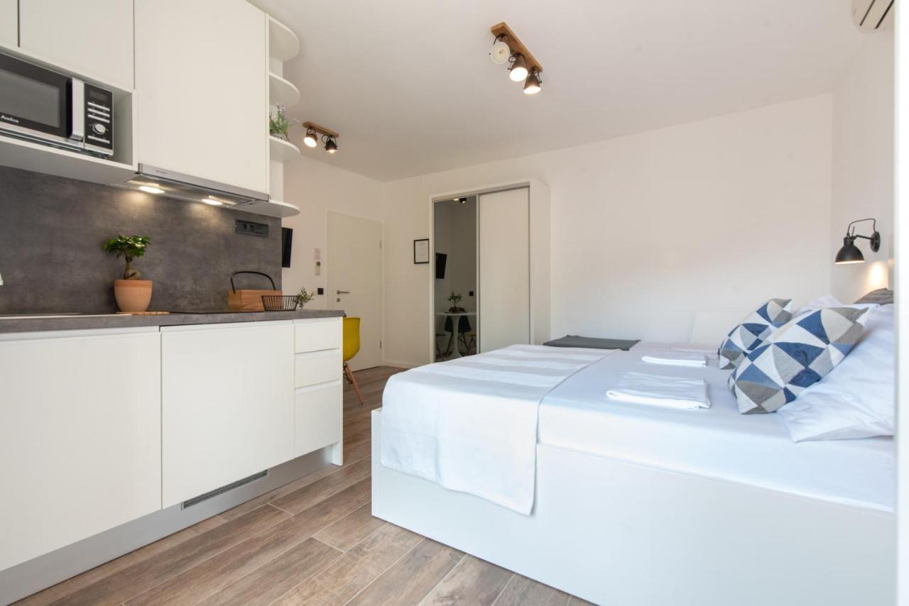 Maslina Apartments Krvavica Eksteriør billede