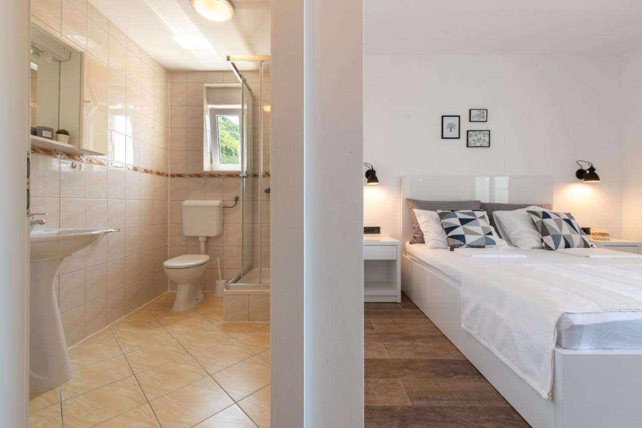 Maslina Apartments Krvavica Eksteriør billede